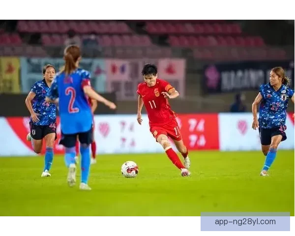 以太糙?23岁女足中锋错失四机会 以太糙?23岁女足中锋错失四机会